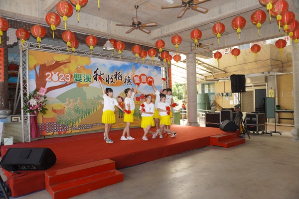 團體表演-舞蹈1
