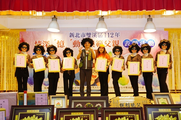 情生藝動舞青春